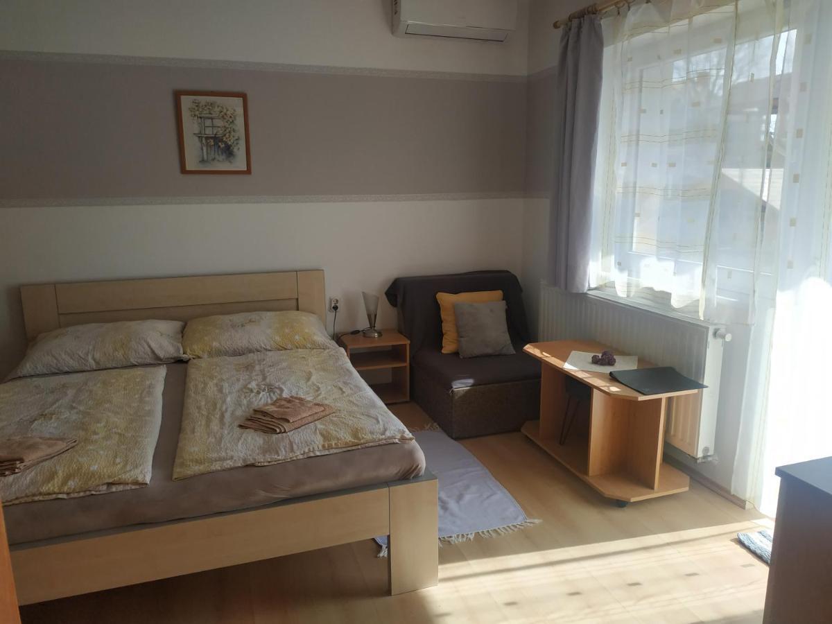 Ferienwohnung Aranyhal Apartman Sárvár Exterior foto