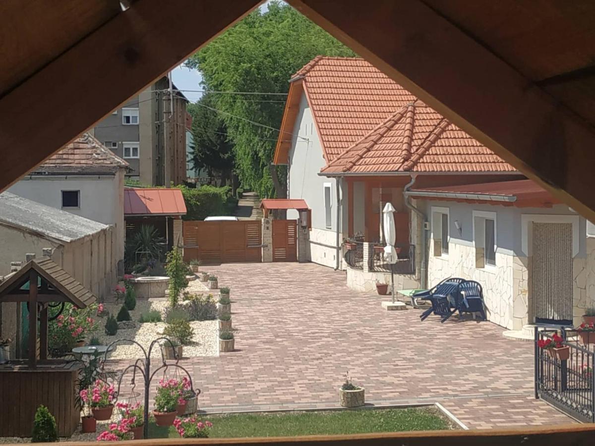 Ferienwohnung Aranyhal Apartman Sárvár Exterior foto